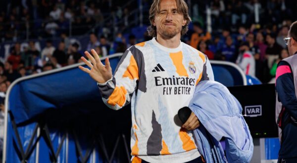 Luka Modric of Real Madrid CF seen in action during LaLiga EA SPORTS game between teams of Getafe CF and Real Madrid CF at Estadio Coliseum. Final score Getafe CF 0 : 1 Real Madrid CF (Photo by Maciej Rogowski / SOPA Images/Sipa USA) Photo: SOPA Images/SIPA USA