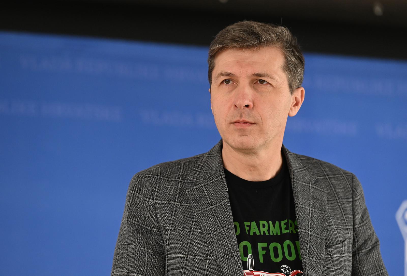 01.03.2024., Zagreb - Predsjednik Hrvatske poljoprivredne komore Mladen Jakopovic dao je izjavu medijima nakon sastanka s ministricom poljoprivrede Marijom Vuckovic u Nacionalnoj i sveucilisnoj knjiznici. Photo: Davorin Visnjic/PIXSELL