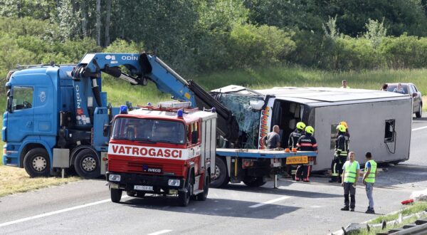 04.05.2025., Popovaca - Prometna nesrece u kojoj je sudjelovao autobus i osobni automobil. U nesreci su dvije osobe poginule te ih je nekoliko ozlijedjeno. Photo: Edina Zuko/PIXSELL