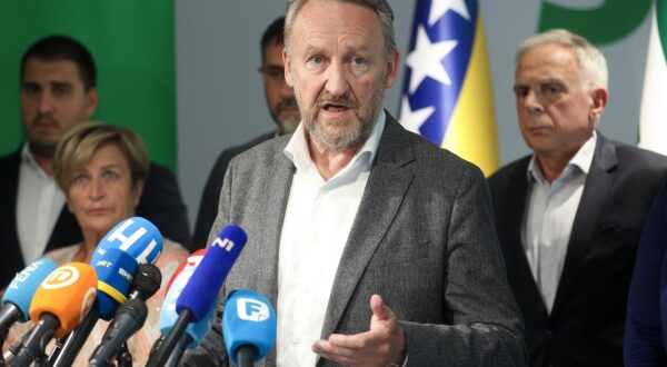 05.07.2024., Sarajevo, Bosna i Hercegovina - Konferencija za medije predsjednika Stranke demokratske akcije (SDA) Bakira Izetbegovica. Photo: Armin Durgut/PIXSELL