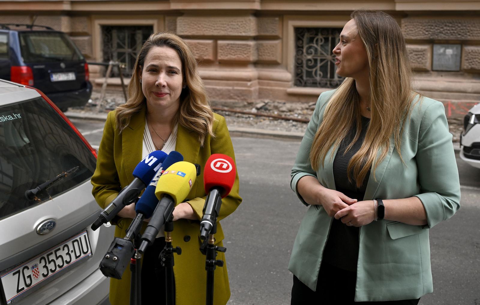 Marija Selak Raspudić i Milka Rimac Bikušić