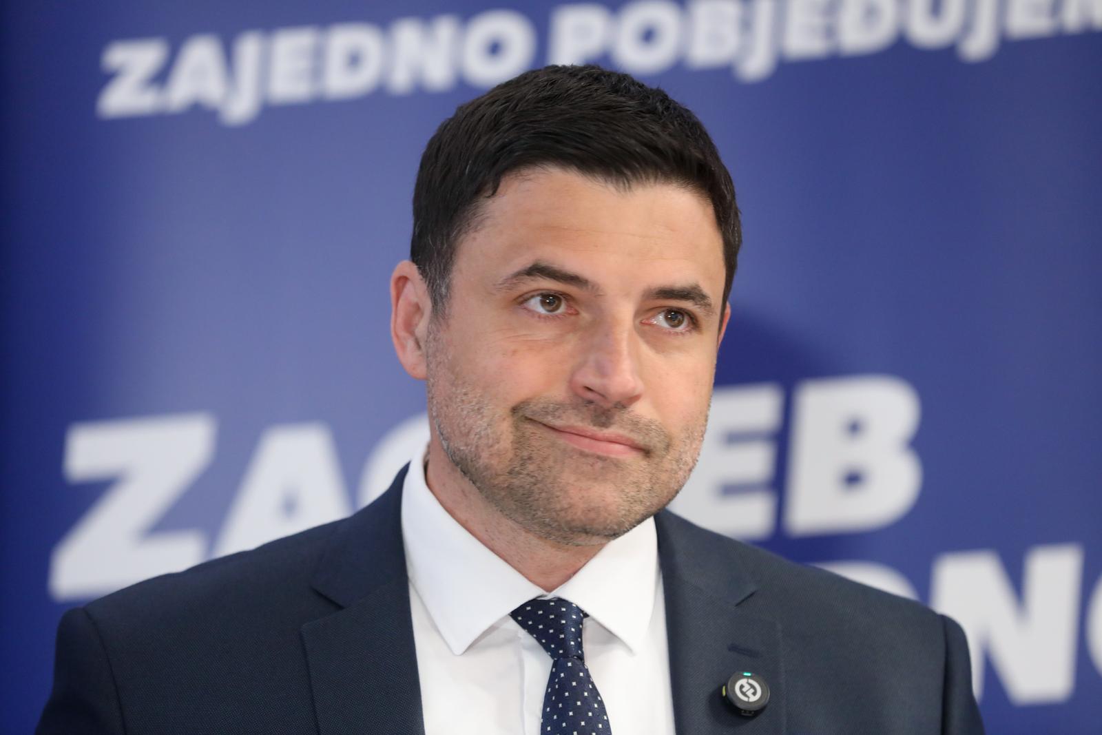 07.05.2025., Zagreb - Konferencija za medije u stozeru saveza Zagreb United na temu : Finale afere Hipodrom – razotkrivanje prave uloge Tomislava Tomasevica i Luke Korlaeta – kod koga su zavrsili milijuni eura iz gradskog proracuna izvuceni u aferi Hipodrom?
Na konferenciji su govorili , Davor Bernardic, Trpimir Goluza, Dina Dogan i  Renato Petek. Photo: Robert Anic/PIXSELL