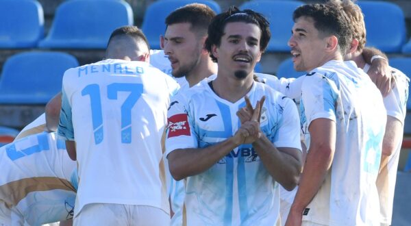 10.05.2025., stadion Subicevac, Sibenik - SuperSport HNL, 34. kolo, HNK Sibenik - HNK Rijeka. Lindon Selahi, Nais Djouahra i Dejan Petrovic Photo: Hrvoje Jelavic/PIXSELL