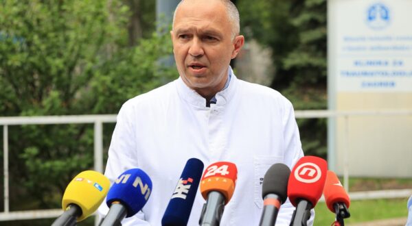 11.06.2024., Zagreb - Odrzana konferencija za medije ravnatelja Davor Vagic i specijalist ortopedije i traumatologije Dinko Vidovic ispred Klinike za traumatologiju KBC-a Sestre milosrdnice. Photo: Marko Prpic/PIXSELL