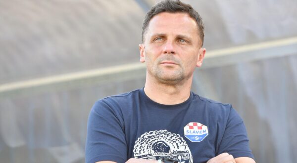 14.05.2025., Gradski stadion Ivan Kusek Apas, Koprivnica - SuperSport Hrvatski nogometni kup 2024/2025, prva utakmica finala, NK Slaven Belupo - HNK Rijeka. trener Slaven Belupo Mario Kovacevic Photo: Vjeran Zganec Rogulja/PIXSELL