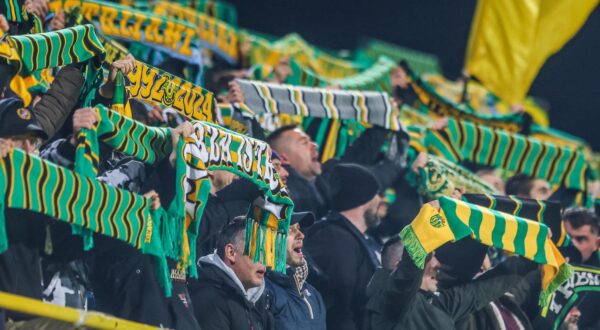 14.12.2024., stadion Aldo Drosina, Pula - SuperSport HNL, 17. kolo, NK Istra 1961 - HNK Sibenik. navijaci Istre, Demoni Photo: Srecko Niketic/PIXSELL