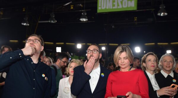 17.04.2024., Zagreb - Docek izbornih rezultata za Hrvatski saboru u stozeru politicke platforme Mozemo! u Tvornici kulture. Teodor Celakoski, Tomislav Tomasevic, Sandra Bencic Photo: Sandra Simunovic/PIXSELL