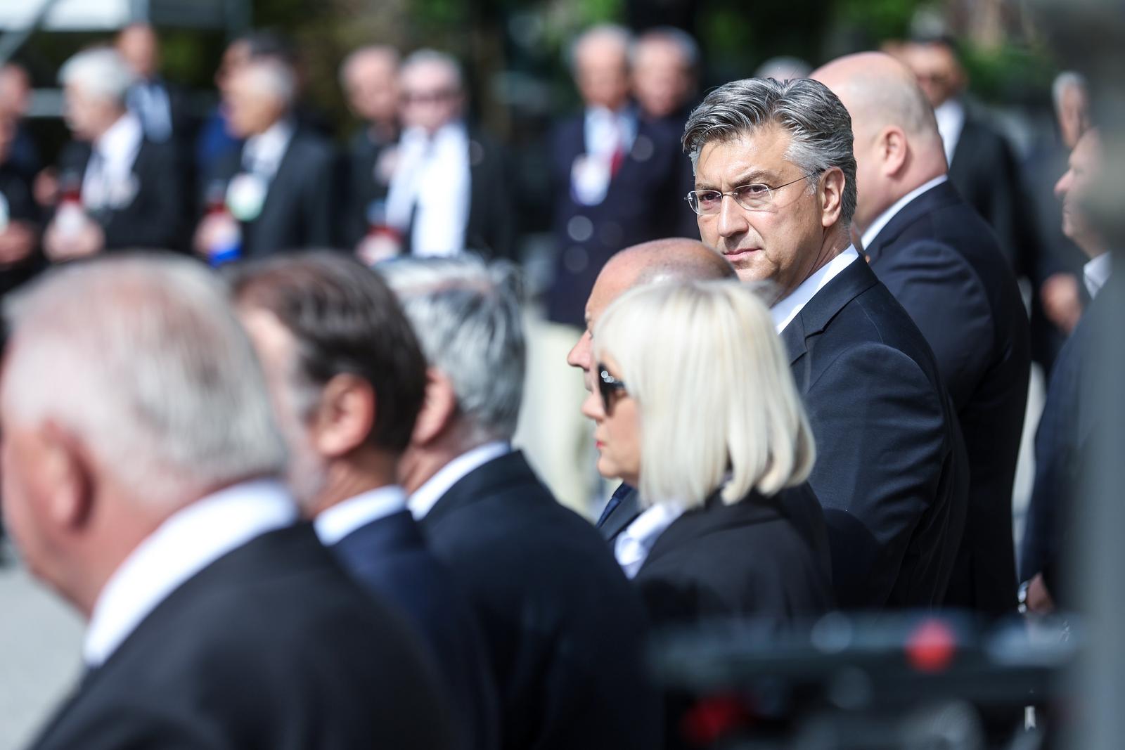 17.05.2025.Zagreb - Komemoracija za žrtve Bleiburške tragedije i Križnog puta hrvatskog naroda kod Središnjeg križa na groblju Mirogoj u Zagrebu, gdje su položeni vijenci i zapaljene svijeće predsjednik Vlade RH Andrej Plenkovic Photo: Slavko Midzor/PIXSELL