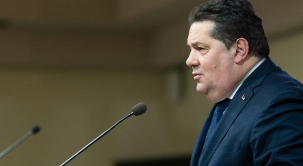 18.02.2025., Banja Luka, Bosna i Hercecgovina - Konferencija za medije nakon odrzane sjednice Kolegijuma Narodne skupstine RS povodom inicijative Vlade da NSRS bude u stalnom zasjedanju zbog skorog iscekivanja presude Miloradu Dodiku pred Sudom BiH. predsjednik NSRS i Ujedinjene Srpske Nenad Stevandic Photo: Dejan Rakita/PIXSELL