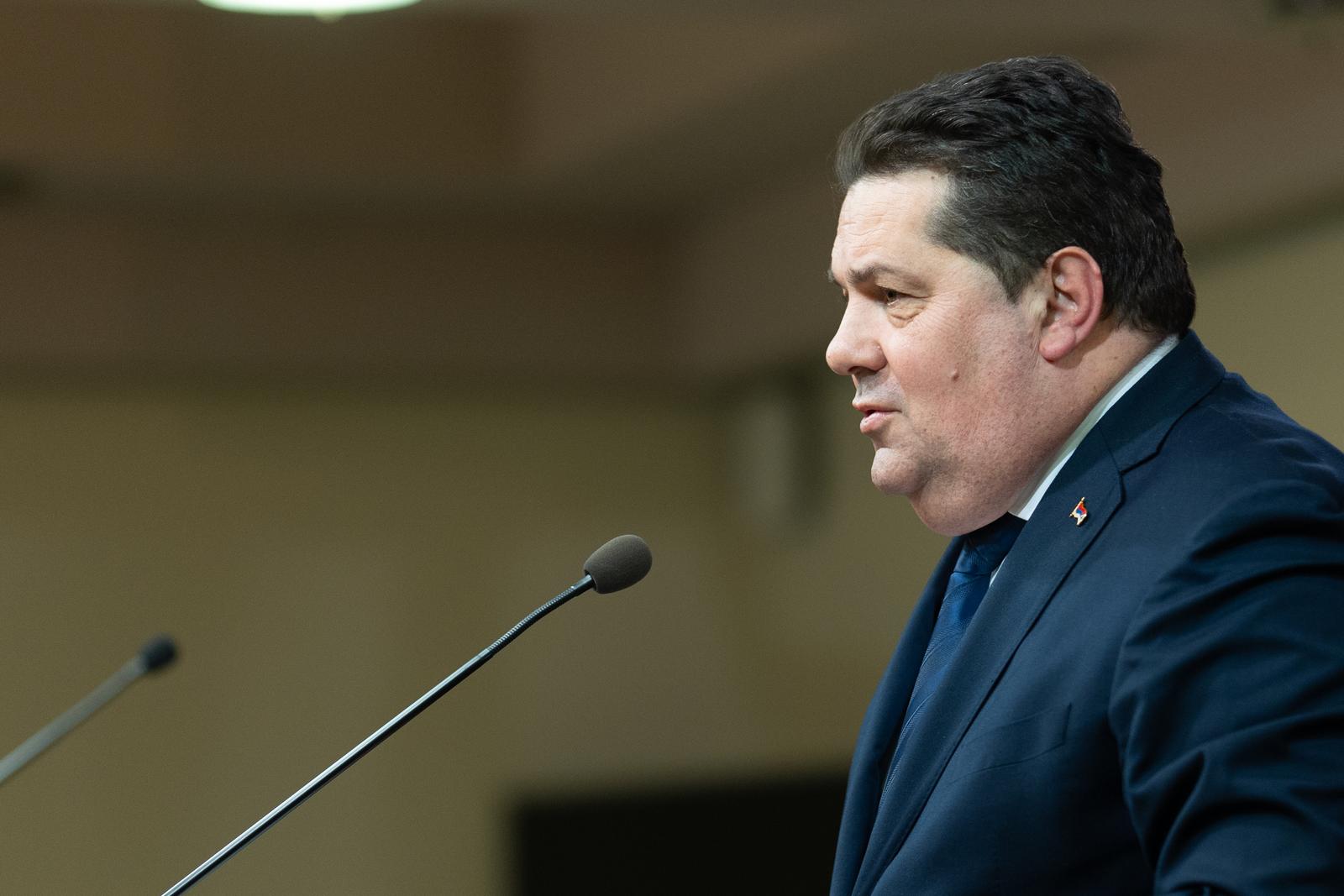 18.02.2025., Banja Luka, Bosna i Hercecgovina - Konferencija za medije nakon odrzane sjednice Kolegijuma Narodne skupstine RS povodom inicijative Vlade da NSRS bude u stalnom zasjedanju zbog skorog iscekivanja presude Miloradu Dodiku pred Sudom BiH. predsjednik NSRS i Ujedinjene Srpske Nenad Stevandic Photo: Dejan Rakita/PIXSELL