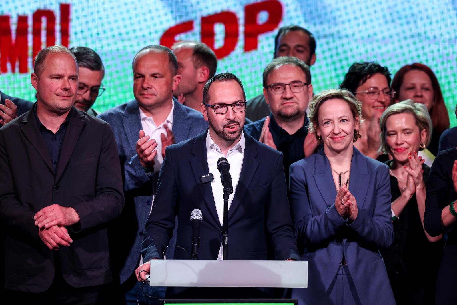 18.05.2025., Zagreb - Docek izbornih rezultata u izbornom stozeru stranke Mozemo! i SDP-a u Tvornici kulture. Photo: Igor Kralj/PIXSELL