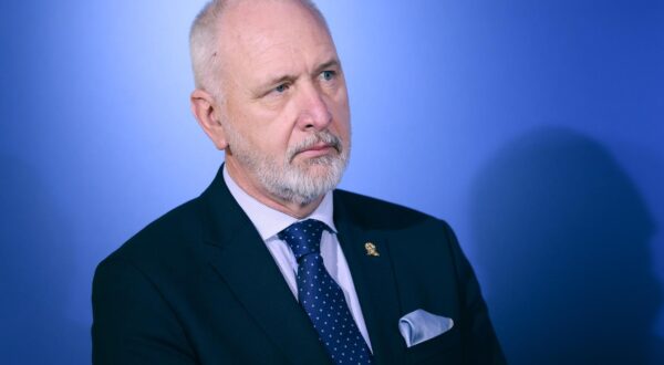 20.03.2025., Zagreb - Na konferenciji za medije Kluba zastupnika Hrvatske demokratske zajednice odrzanoj u Sabotu o temi „Osvrt na strajk u skolama“ govorili su Vesna Bedekovic,  Andro Krstulovic Opara i Maksimilijan Simrak. Photo: Patrik Macek/PIXSELL