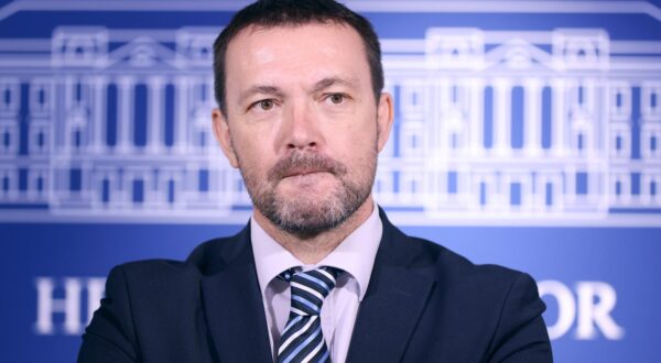 21.05.2025., Zagreb - Na konferenciji za medije odrzanoj u Saboru o aktualnim temama govorio je Arsen Bauk. Photo: Patrik Macek/PIXSELL