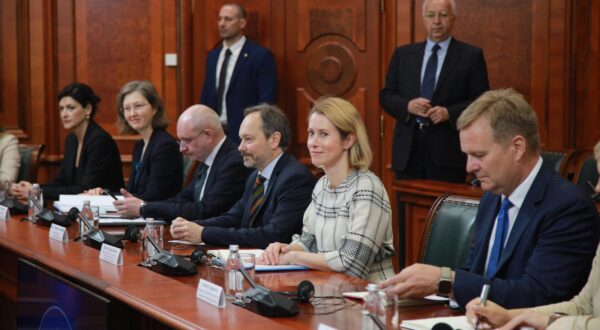 22, May, 2025, Belgrade - The Prime Minister of the Republic of Serbia, Prof. Dr. Djuro Macut, met with the High Representative of the European Union for Foreign Affairs and Security Policy, Kaja Kallas.  Kaja Kallas. Photo: Milos Tesic/ATAImages

22, maj, 2025, Beograd - Predsednik Vlade Republike Srbije prof. dr Djuro Macut sastao se sa visokom predstavnicom Evropske unije za spoljne poslove i bezbednosnu politiku Kajom Kalas. Photo: Milos Tesic/ATAImages Photo: Milos Tesic/ATA Images/PIXSELL