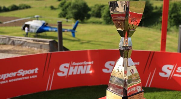 25.05.2025., Ogulin, Ponikve - Resort Stribor, pehar HNS-a za prvaka od kud ce helikopterom letiti do buduceg prvaka. Dolazak helikoptera. Photo: Marko Prpic/PIXSELL
