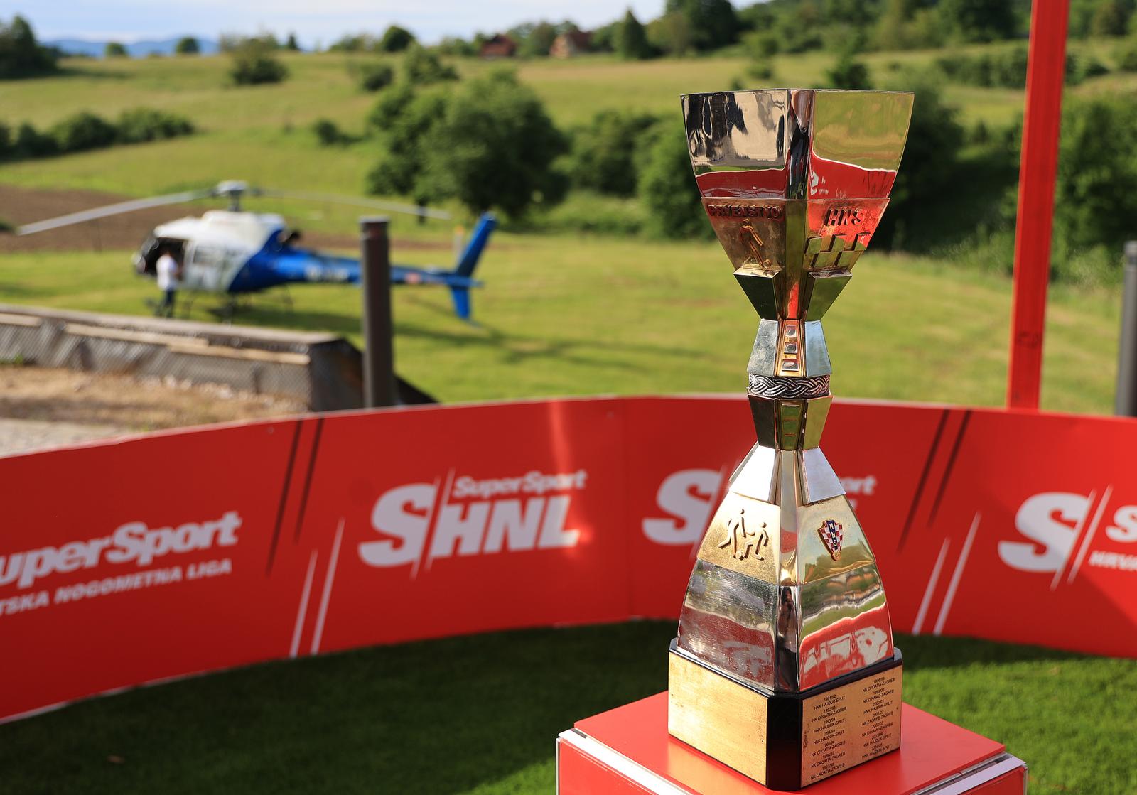 25.05.2025., Ogulin, Ponikve - Resort Stribor, pehar HNS-a za prvaka od kud ce helikopterom letiti do buduceg prvaka. Dolazak helikoptera. Photo: Marko Prpic/PIXSELL