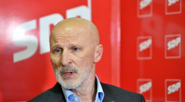 26.02.2025., Varazdin- Gradonacelnik Varazdina Neven Bosilj i kandidat SDP-a za zupana Varazdinske zupanije Bruno Ister odrzali konferenciju konferenciju za medije. Bruno Ister. Photo: Vjeran Zganec Rogulja/PIXSELL