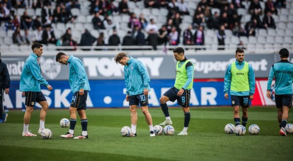 26.02.2025., stadion Poljud, Split - SuperSport Hrvatski nogometni kup, cetvrtfinale, HNK Hajduk - HNK Rijeka. 
Zagrijavanje
 Photo: Zvonimir Barisin/PIXSELL