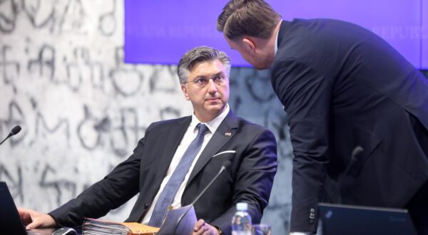 27.05.2025., Zagreb - U Nacionalnoj i sveucilisnoj knjiznici odrzana je 93. sjednica Vlade Republike Hrvatske. predsjednik Vlade RH Andrej Plenkovic i potpredsjednik Vlade i ministar financija Marko Primorac Photo: Robert Anic/PIXSELL