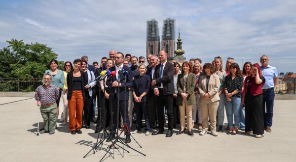 30.05.2025., Zagreb - Plato Gradec. Zajednicki kandidat Mozemo! i SDP-a za gradonacelnika Zagreba Tomislav Tomasevic odrzao je konferenciju za medije na kojoj je uputio zavrsne poruke uoci drugog kruga izbora za gradonacelnika Grada Zagreba Photo: Sanjin Strukic/PIXSELL