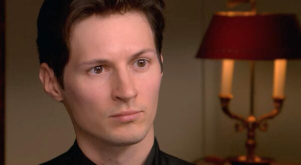 Pavel Durov, franco-russe de 39 ans, fondateur et PDG de la messagerie sécurisée Telegram a été interpellé samedi soir 24 août 2024 à l'aéroport du Bourget en France. © Capture TV Interview 60 Minutes via Bestimage Pavel Durov, 39-year-old Franco-Russian, founder and CEO of the secure messaging company Telegram, was arrested on Saturday evening August 24, 2024 at Le Bourget airport in France. Photo: © Capture TV via Bestimage/BESTIMAGE
