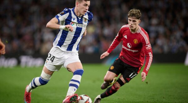 Real Sociedad’s Luka Sucic (l) and Manchester United’s Alejandro Garnacho (r) during UEFA Europa League 2024/2025 Round of 16 1st leg match. March 6,2025. (ALTERPHOTOS /Jorge Ropero/ via nordphoto GmbH) Photo: Jorge Ropero/NORDPHOTO