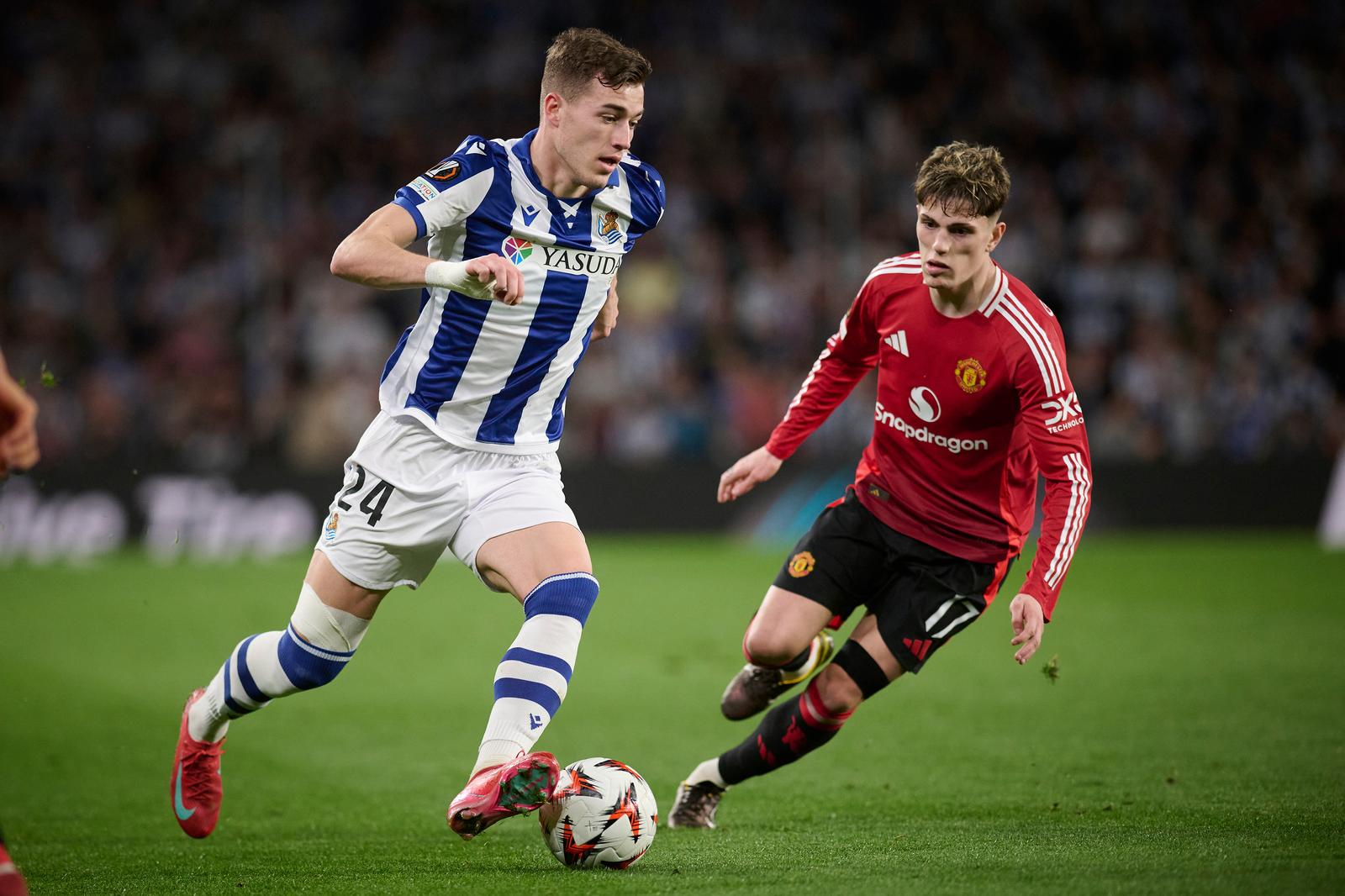 Real Sociedad’s Luka Sucic (l) and Manchester United’s Alejandro Garnacho (r) during UEFA Europa League 2024/2025 Round of 16 1st leg match. March 6,2025. (ALTERPHOTOS /Jorge Ropero/ via nordphoto GmbH) Photo: Jorge Ropero/NORDPHOTO