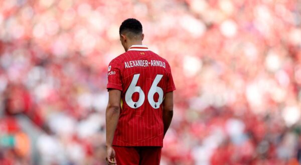 Soccer Football - Premier League - Liverpool v Arsenal - Anfield, Liverpool, Britain - May 11, 2025 Liverpool's Trent Alexander-Arnold during the match REUTERS/Phil Noble EDITORIAL USE ONLY. NO USE WITH UNAUTHORIZED AUDIO, VIDEO, DATA, FIXTURE LISTS, CLUB/LEAGUE LOGOS OR 'LIVE' SERVICES. ONLINE IN-MATCH USE LIMITED TO 120 IMAGES, NO VIDEO EMULATION. NO USE IN BETTING, GAMES OR SINGLE CLUB/LEAGUE/PLAYER PUBLICATIONS. PLEASE CONTACT YOUR ACCOUNT REPRESENTATIVE FOR FURTHER DETAILS.. Photo: Phil Noble/REUTERS