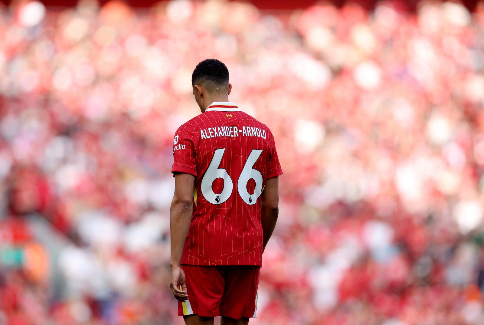 Soccer Football - Premier League - Liverpool v Arsenal - Anfield, Liverpool, Britain - May 11, 2025 Liverpool's Trent Alexander-Arnold during the match REUTERS/Phil Noble EDITORIAL USE ONLY. NO USE WITH UNAUTHORIZED AUDIO, VIDEO, DATA, FIXTURE LISTS, CLUB/LEAGUE LOGOS OR 'LIVE' SERVICES. ONLINE IN-MATCH USE LIMITED TO 120 IMAGES, NO VIDEO EMULATION. NO USE IN BETTING, GAMES OR SINGLE CLUB/LEAGUE/PLAYER PUBLICATIONS. PLEASE CONTACT YOUR ACCOUNT REPRESENTATIVE FOR FURTHER DETAILS.. Photo: Phil Noble/REUTERS