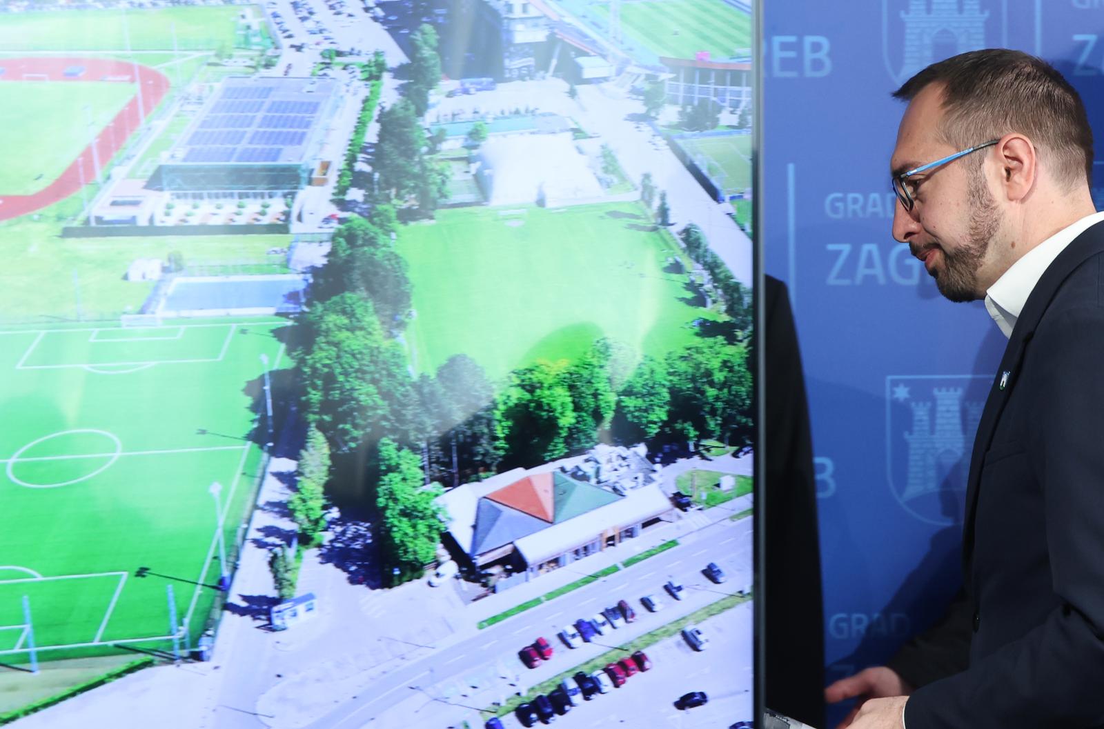 20.05.2025., Zagreb - Zgrada Gradske uprave. Gradonacelnik Grada Zagreba Tomislav Tomasevic i zamjenici gradonacelnika Danijela Dolenec i Luka Korlaet, predstavili su program za provedbu javnog natjecaja za izradu idejnog urbanisticko-arhitektonskog rjesenja za stadion Maksimir – SRC Svetice u Zagrebu. Nakon toga, gradonacelnik i njegovi zamjenici odrzali su redovnu konferenciju za medije. Photo: Sanjin Strukic/PIXSELL