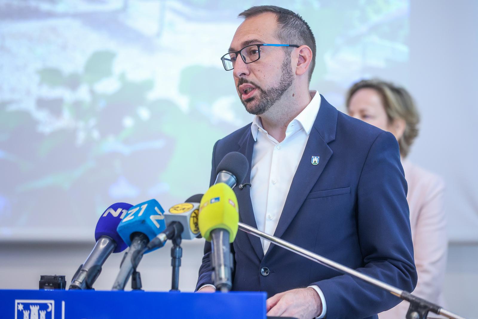26.05.2025., Zagreb - Predstavljanje programa javnog natjecaja za idejno arhitektonsko-urbanisticko rjesenje odgojno-obrazovnog centra u Vlaskoj 87. gradonacelnik Zagreba Tomislav Tomasevic Photo: Slavko Midzor/PIXSELL