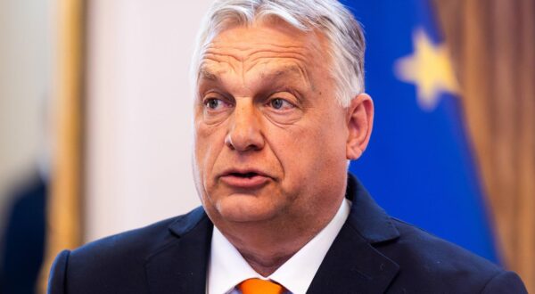 ROBERT FICO AND VIKTOR ORBAN MEETING IN BRATISLAVA Hungarian Prime Minister Viktor Orban meets Slovak Prime Minister Robert Fico in Bratislava, Slovakia, on April 28, 2025. PUBLICATION NOT IN SLOVAKIA Copyright: xx fico_orban_bratislava016 Photo: IMAGO/IMAGOSTOCK&PEOPLE