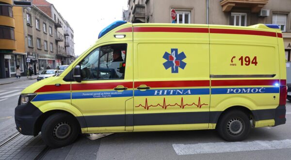 02.04.2025., Zagreb - Zbog prometne nesrece, naleta osbobnog vozila na pjesaka u Ilici u prekidu je tramvajski promet u oba smijera od Trg Franje Tudjmana do Crnomerca. Photo: Patrik Macek/PIXSELL