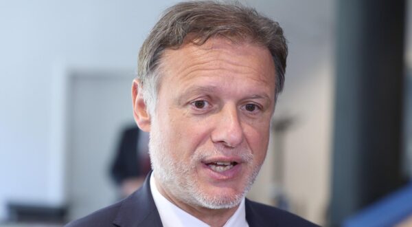 30.04.2025., Zagreb - Na konferenciji za medije odrzanoj u Saboru o uhicenjima povezanim s Hipodromom govorio je Gordan Jandrokovic. Photo: Patrik Macek/PIXSELL