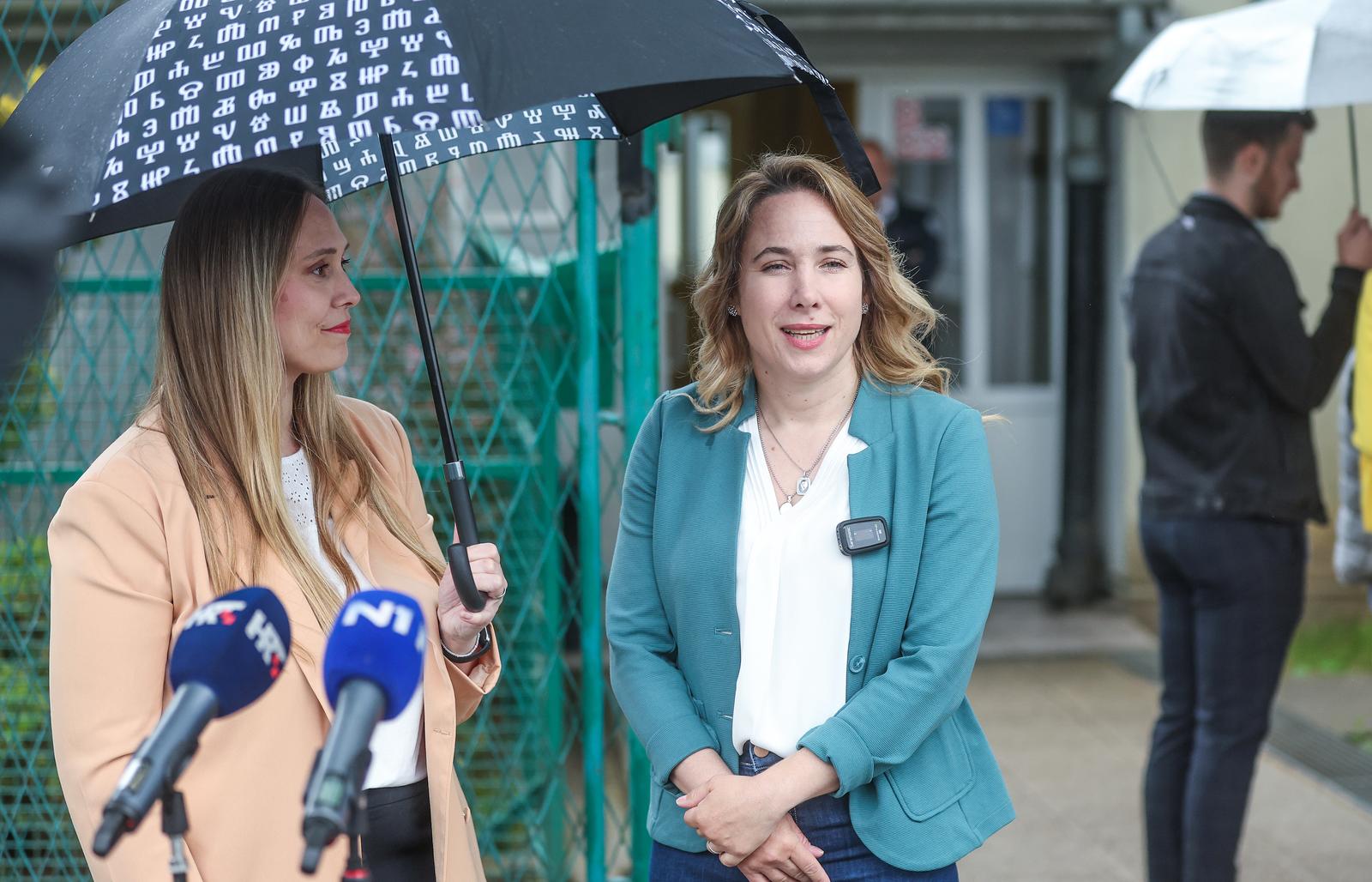 05.05.2025., Zagreb - Kandidatkinja za gradonacelnicu Grada Zagreba Marija Selak Raspudic i njezina zamjenica Milke Rimac Bilusic na konferenciji za medije pod nazivom "Poboljsanje cistoce Zagreba". Photo: Slavko Midzor/PIXSELL