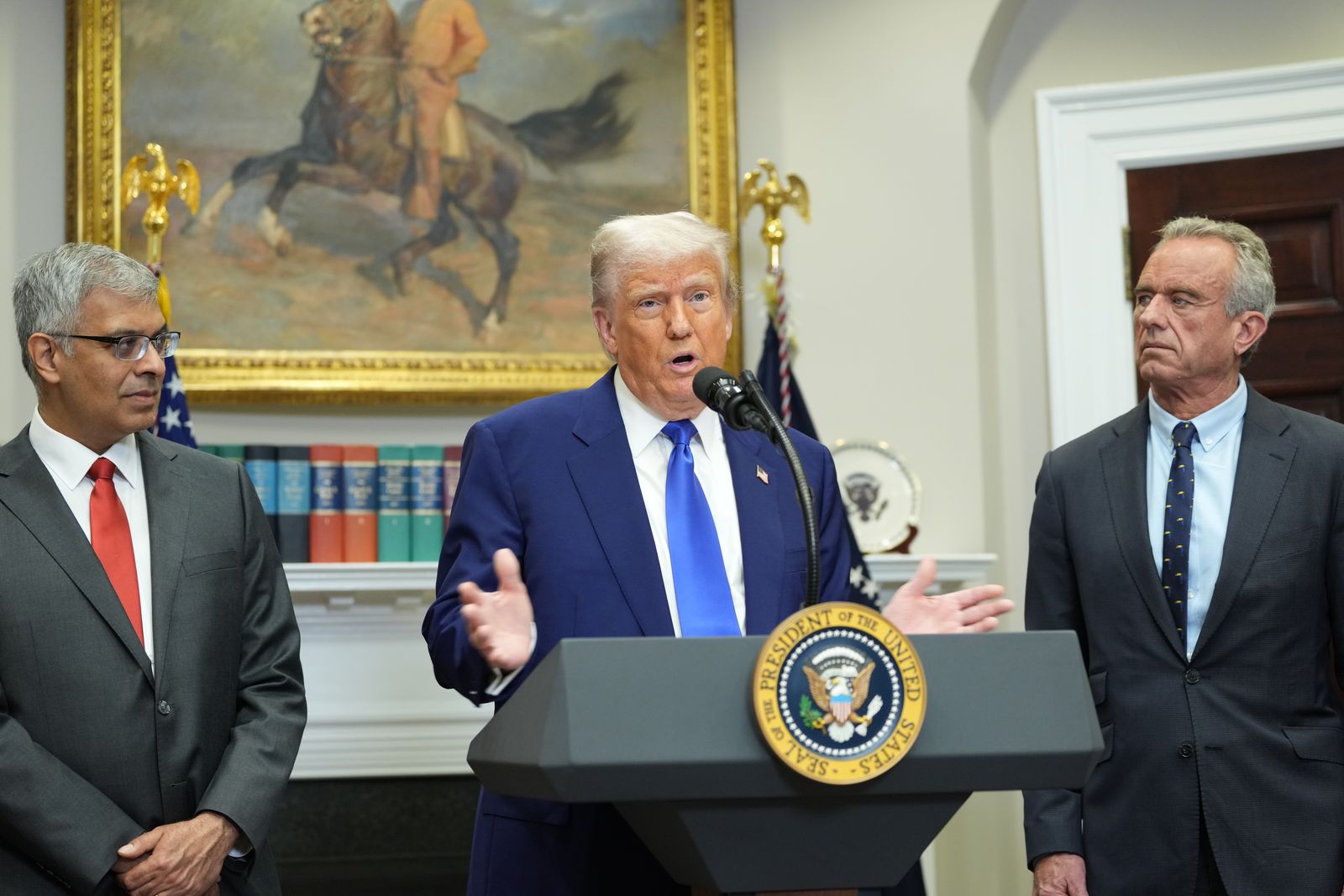 epa12094391 United States President Donald J. Trump (C) speaks during a press conference in the Roosevelt Room of the White House in Washington, DC, USA, 12 May 2025. Trump addresses the high cost of prescription drugs before signing an executive order he claims will lower those costs almost immediately, and also makes remarks on the India-Pakistan cease-fire, the new US-China trade deal, and the return of Eden Alexander from Hamas captivity.  EPA/CHRIS KLEPONIS / POOL