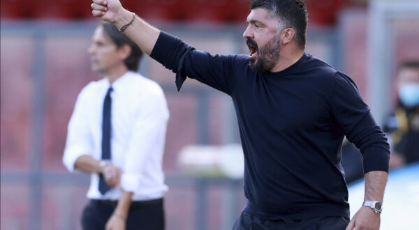 Napolis coach Gennaro Gattuso gives indications to his players during a Serie A soccer match between Napoli and Benevento, in the Ciro Vigorito stadium in Benevento, Italy, Sunday, Oct. 25, 2020. (Alessandro Garofalo/LaPresse via AP)