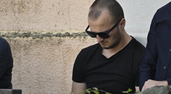Andrej B.