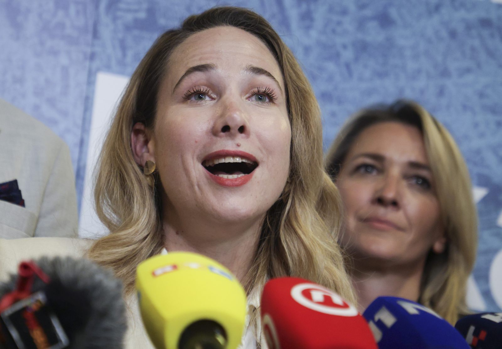 Zagreb 01.06.2025. - Kandidatkinja za gradonačelnicu Grada Zagreba Marija Selak Raspudić obratila se okupljenima u stožeru i medijima. Na fotografiji Marija Selak Raspudić. foto HINA/ Lana SLIVAR DOMINIĆ/ lsd
