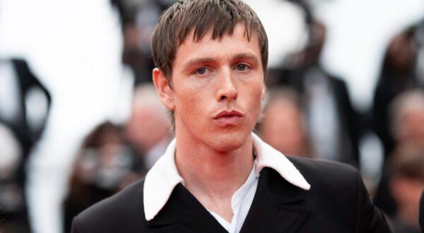 Harris Dickinson poses for photographers upon arrival at the premiere of the film 'Eddington' at the 78th international film festival, Cannes, southern France, Friday, May 16, 2025. (Photo by Scott A Garfitt/Invision/AP) France Cannes 2025 Eddington Red Carpet