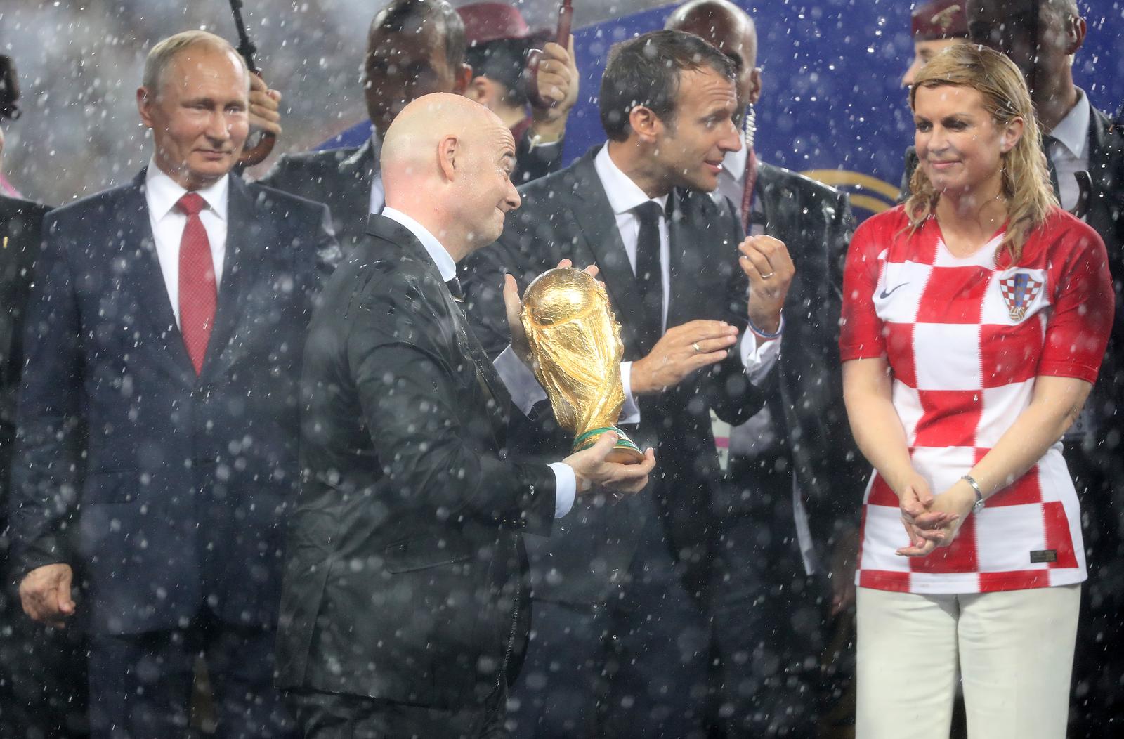 15.07.2018., stadion Luznjiki, Moskva, Rusija - Svjetsko nogometno prvenstvo 2018., finale, Francuska - Hrvatska. Vladimir Putin, Emmanuel Macron, Kolinda Grabar-Kitarovic, Gianni Infantino. Photo: Igor Kralj/PIXSELL