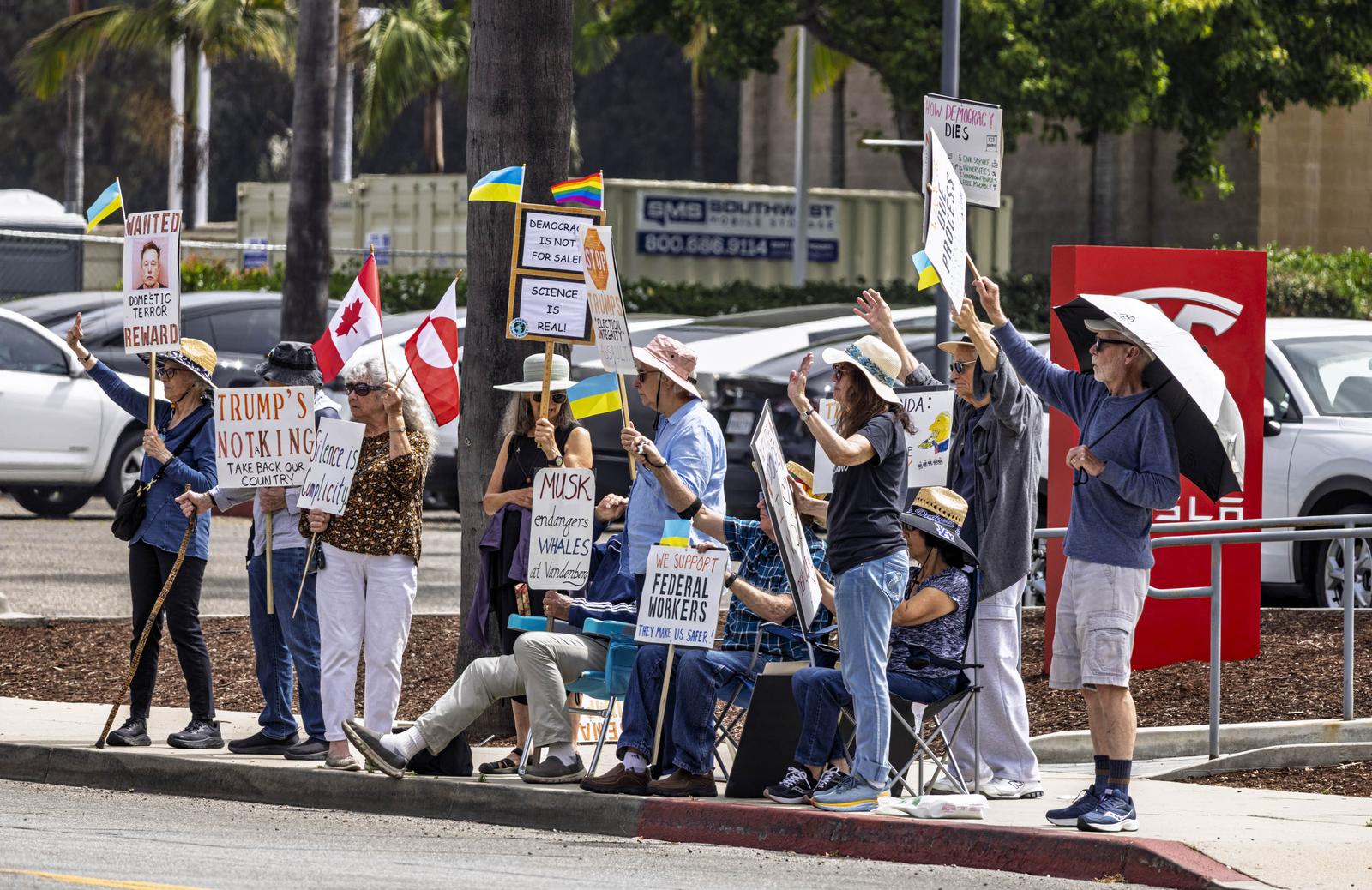 Santa Barbara, Doge Must Go!!! Tesla Protest continues at the Tesla Dealership in Santa Barbara, CA on 05-31-25. (Photo By Rod Rolle/Sipa USA) Photo: Rod Rolle/SIPA USA