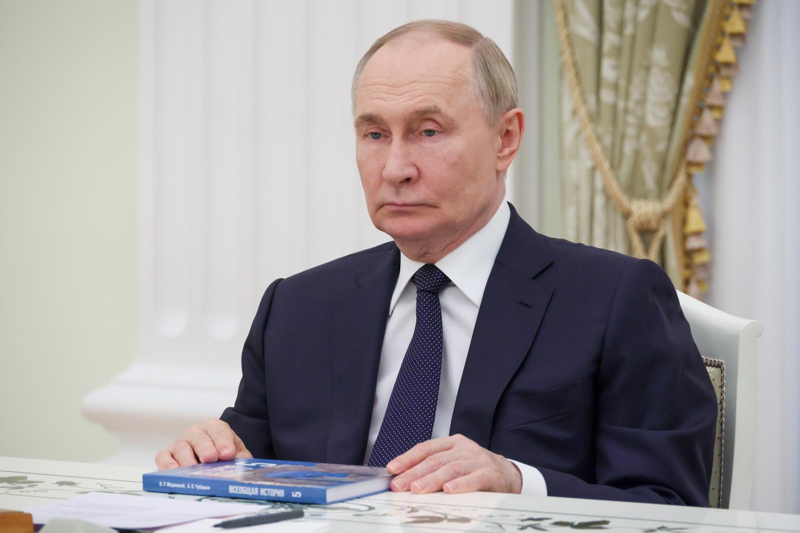 RUSSIA, MOSCOW - JUNE 22, 2025: Russia's President Vladimir Putin takes part in an event to reveal new history textbooks for grades 5-11 of secondary school and vocational schools at Moscow's Kremlin. Mikhail Metzel/TASS/Sipa USA Photo: Tass/SIPA USA