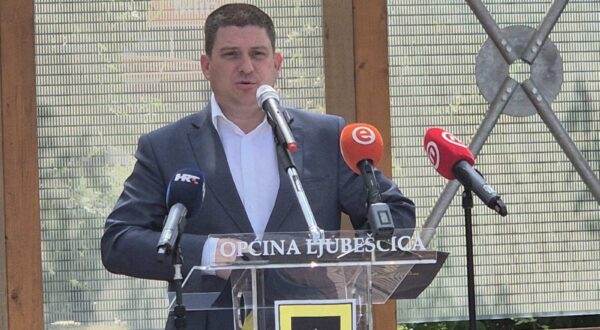 Ljubešćica, 11.06.2025. - Ne podržavamo bilo kakav oblik koruptivnih radnji i bitno je da se što prije utvrdi istina, izjavio je u srijedu potpredsjednik Vlade i ministar mora, prometa i infrastrukture Oleg Butković komentirajući novu akciju Uskoka u kojoj je uhićen bivši šef Hrvatskih cesta Josip Škorić. Na fotografiji Oleg Butković. foto HINA/ Siniša KALAJDŽIJA/ tm