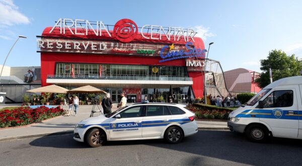 03.06.2025., Zagreb - Zbog dojave o mogucoj eksplozivnoj napravi evakuiran je Arena Centar. Photo: Igor Kralj/PIXSELL