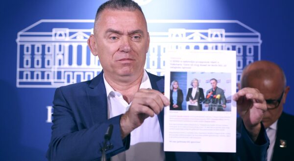05.06.2025., Zagreb - Na konferenciji za medije odrzanoj u Saboru o izborima u Vukoavru govorili su Predrag Misic, Tomislav Josic i  Stipo Mlinaric. Photo: Patrik Macek/PIXSELL