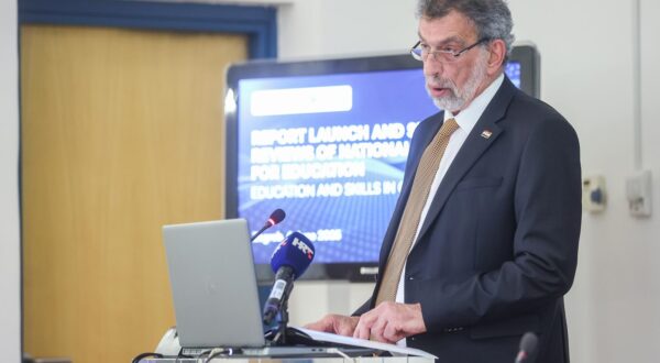 06.06.2025., Zagreb - U Ministarstvu znanosti i obrazovanja, Ministar znanosti, obrazovanja i mladih prof. dr. sc. Radovan Fuchs te g. Andreas Schleicher, direktor za obrazovanje i vjestine te poseban savjetnik za obrazovnu politiku glavnog tajnika OECD-a sudjelovali su na pristupnom seminaru Odbora za obrazovanje OECD-a (Accession seminar) na kojem je prvi put  javno objavljeno i predstavljeno Izvjesce o uskladjenosti hrvatskoga obrazovnog sustava s politikama OECD-a. Photo: Slavko Midzor/PIXSELL