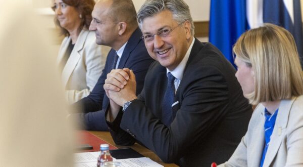 06.06.2025. -  Osijek  - Premijer Plenkovic sastao se sa zupanicom Osjecko-baranjske zupanije Natasom Tramisak Photo: Borna jaksic/PIXSELL