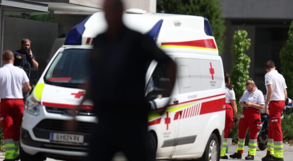 10.06.2025., Graz, Austrija - Najmanje deset osoba je mrtvo nakon napada kojise dogodio u skoli u koju je usla naoruzana osoba. Photo: Matija Habljak/PIXSELL
