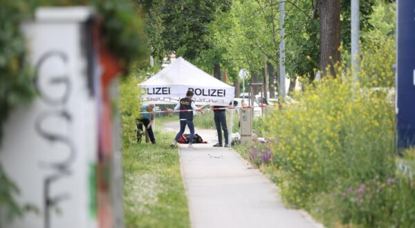 10.06.2025., Graz, Austrija - Najmanje deset osoba je mrtvo nakon napada kojise dogodio u skoli u koju je usla naoruzana osoba.  Photo: Matija Habljak/PIXSELL
